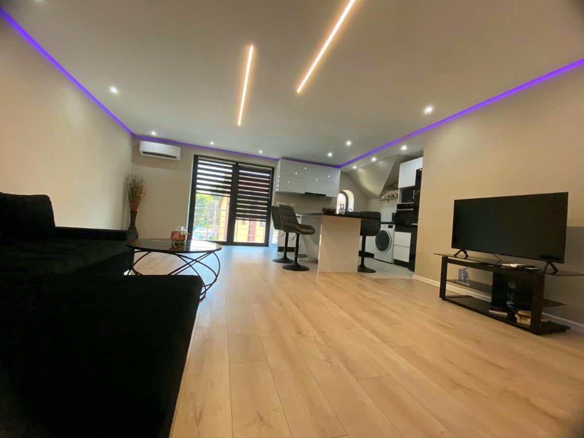 Apartamento Muki House Hunedoara Exterior foto