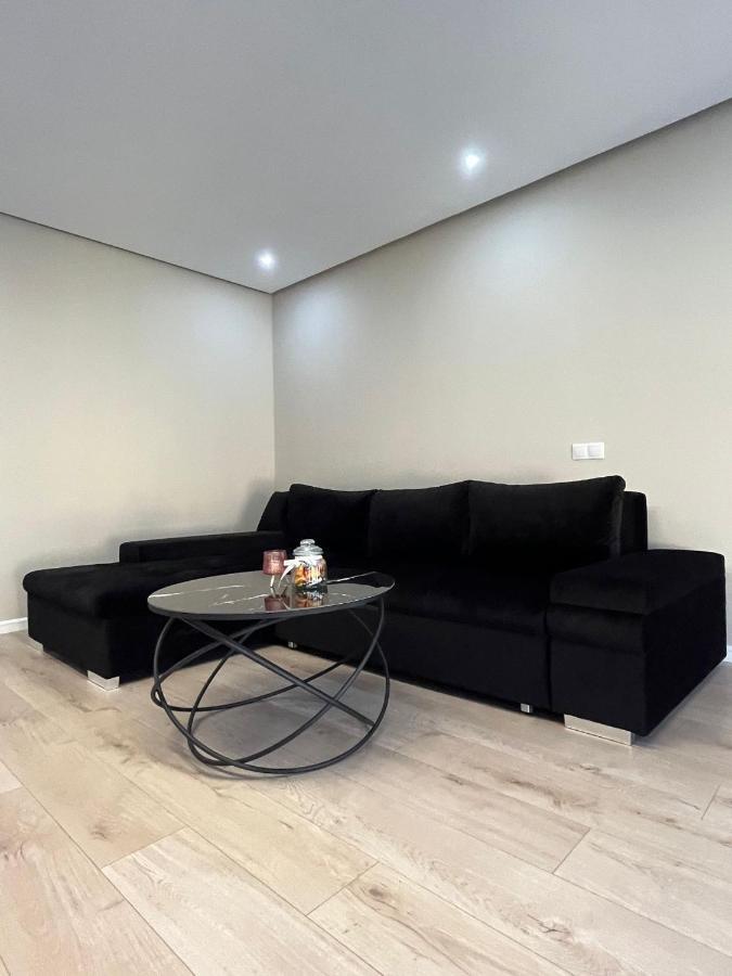 Apartamento Muki House Hunedoara Exterior foto